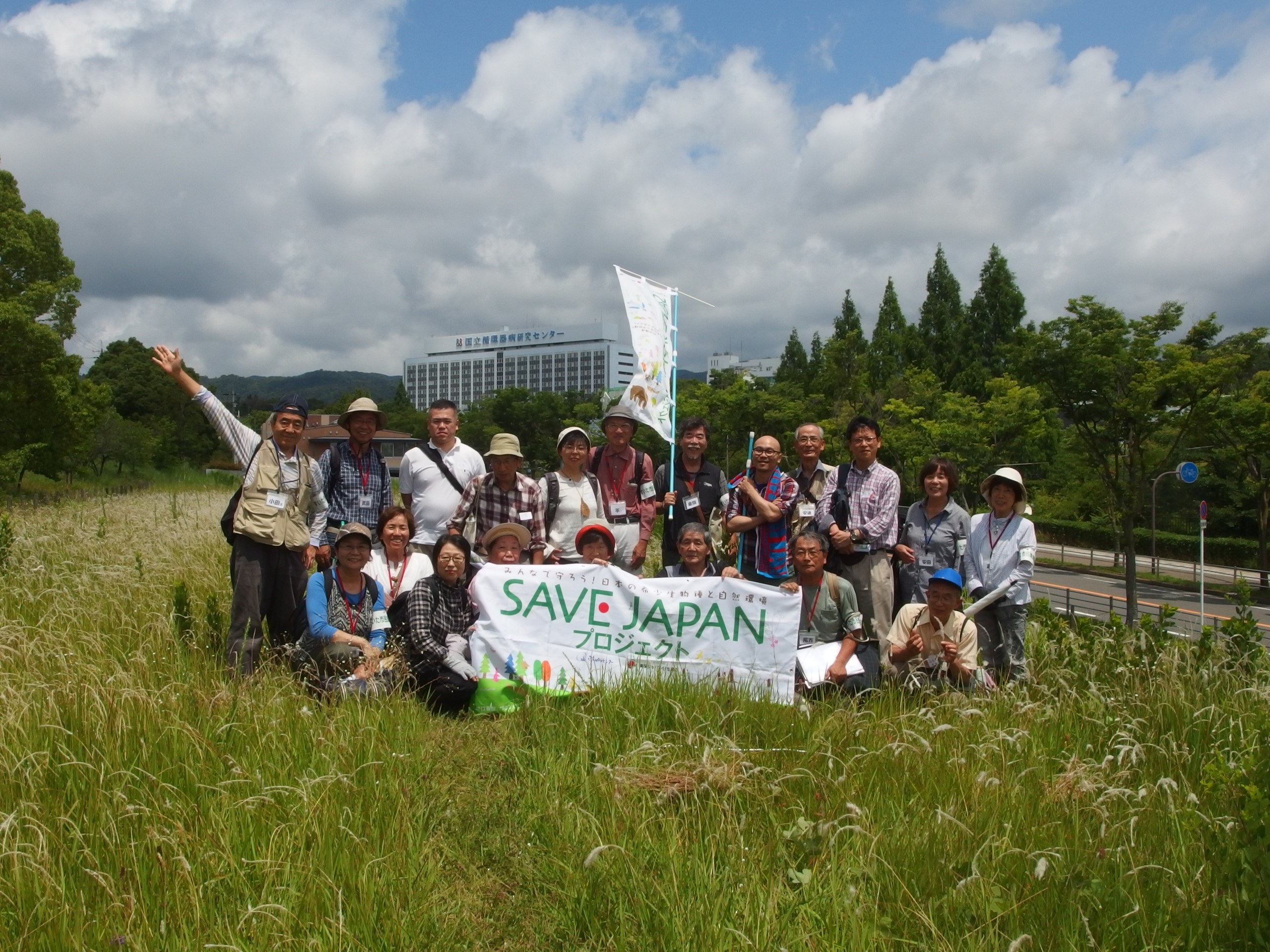 http://savejapan-pj.net/sj2015/osaka02/images/%E5%90%B9%E7%94%B0008.jpg