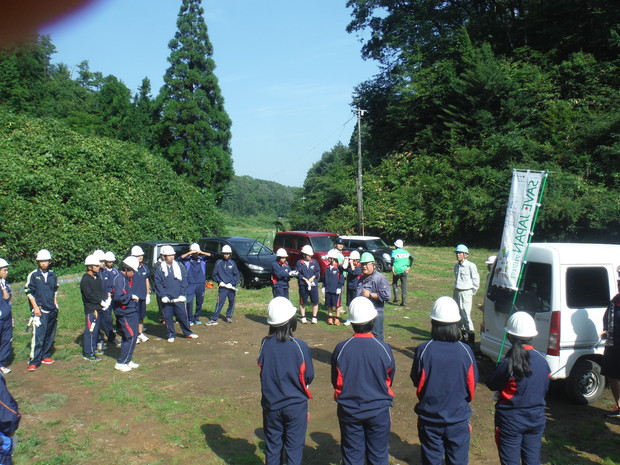 作業後にまとめの時間。今日の活動の意義を振り返る。