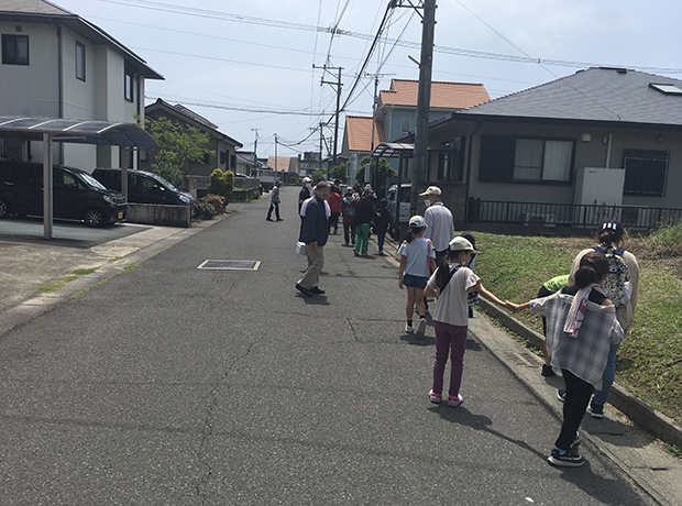 新興住宅地を歩きます