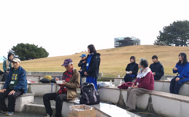 活動後、漁師鍋を囲んだ交流会